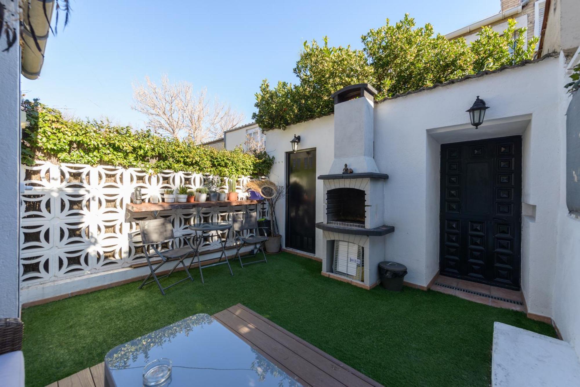 Sabadell Calle, Casa Familiar De 3 Dormitorios Con Terraza Junto Metro Fuencarral Madrid Exterior photo