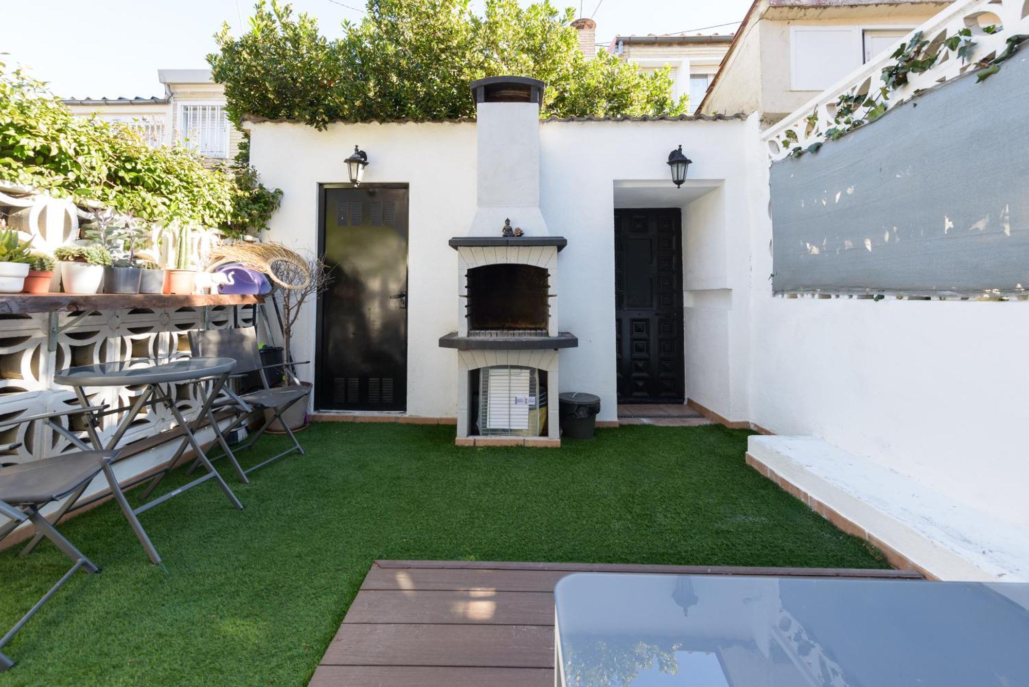 Sabadell Calle, Casa Familiar De 3 Dormitorios Con Terraza Junto Metro Fuencarral Madrid Exterior photo